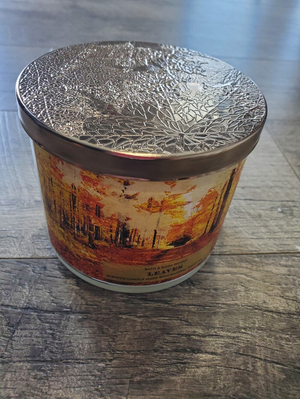 Bath And Body Works Leaves Candle